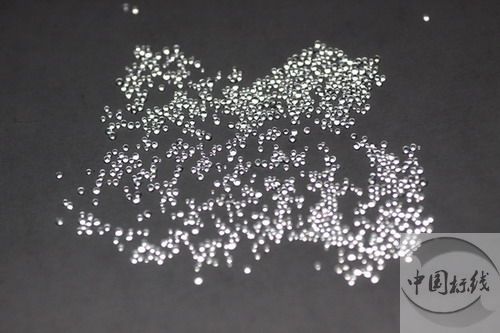 慈利金属表面处理厂喷砂玻璃微珠清理